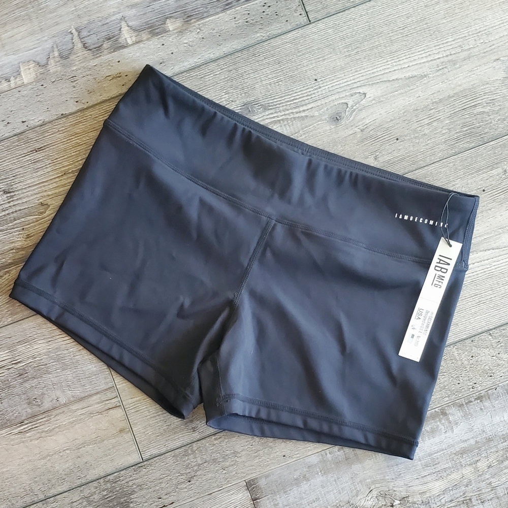 IAB MFG shorts, women's L, black